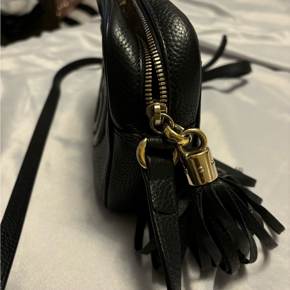 Gucci Handbags - Authentic Gucci crossbody